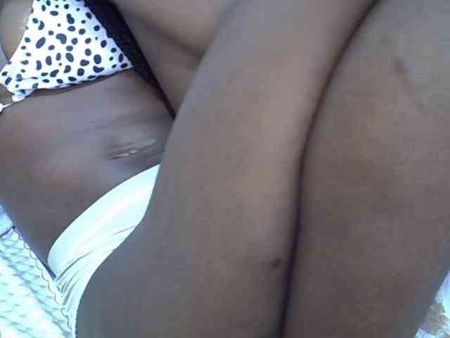 Ebonyslim webcam