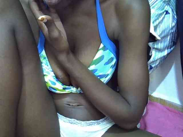Ebonyslim bongacams