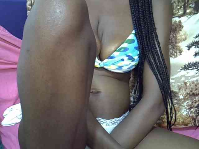 Ebonyslim webcam