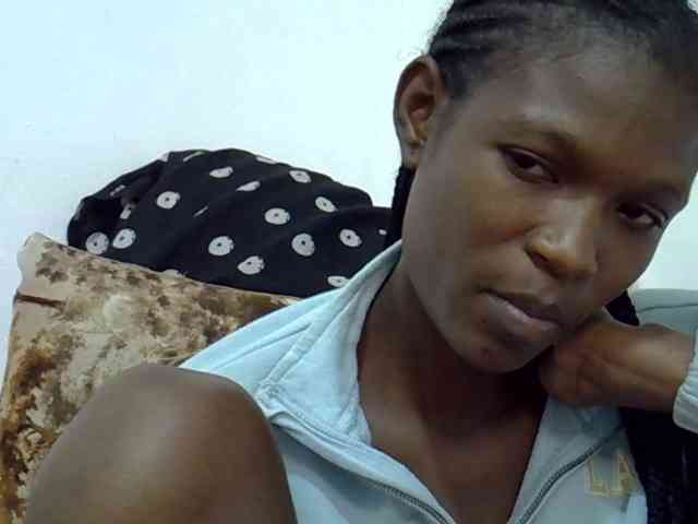 Ebonyslim webcam