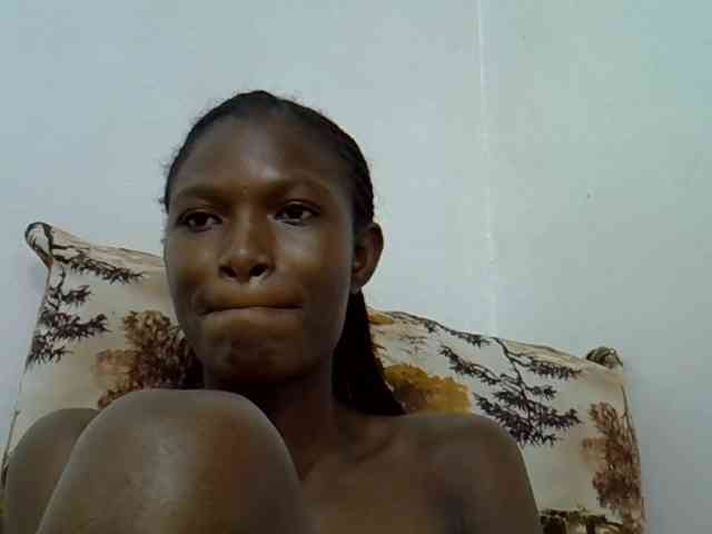 Ebonyslim webcam