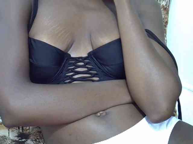 Ebonyslim webcam