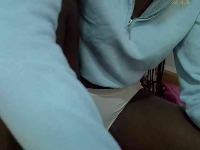 Ebonyslim webcam