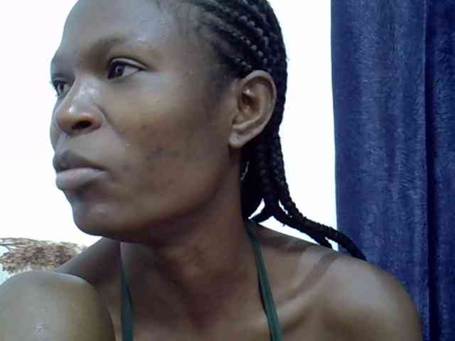 Ebonyslim webcam