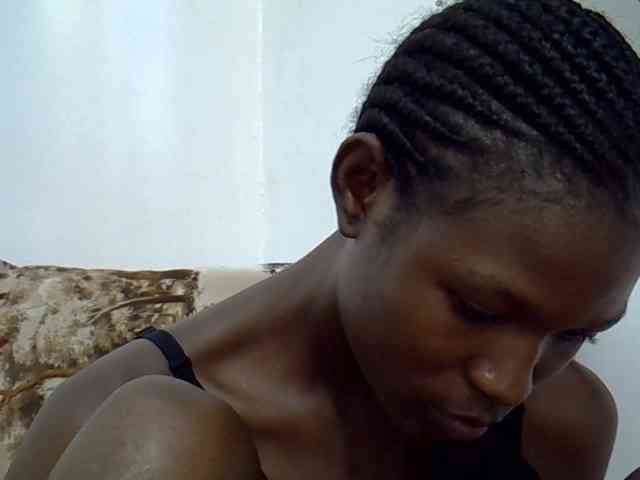 Ebonyslim webcam