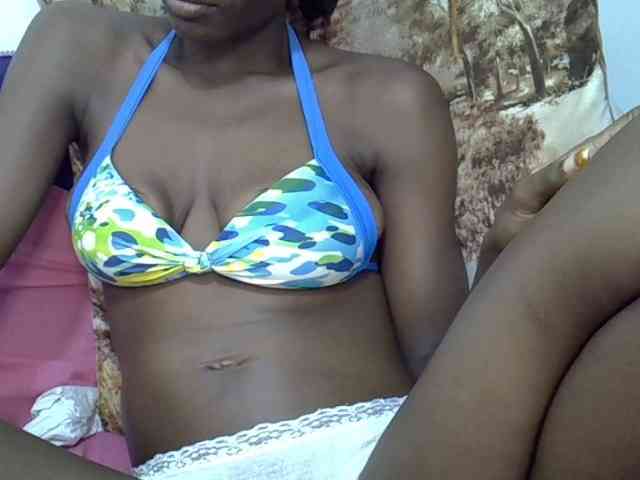 Ebonyslim webcam