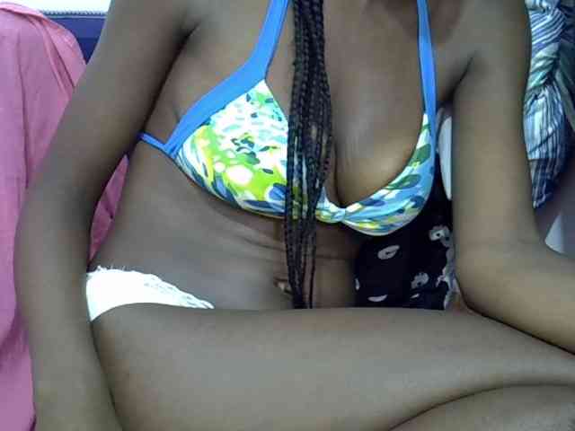Ebonyslim webcam