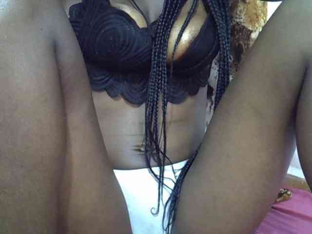 Ebonyslim webcam