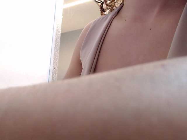 le modèle sammygale est en webcam porno dans un show sur le site bongacams, il possède les tags suivants: Latino/Hispanic,Redhead,Shaved