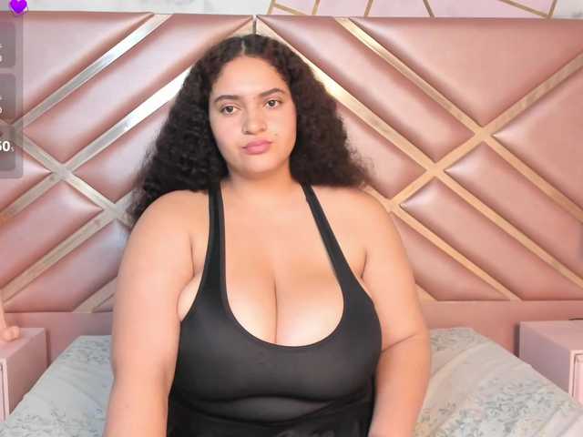 EllaHunt – webcam model profile photo
