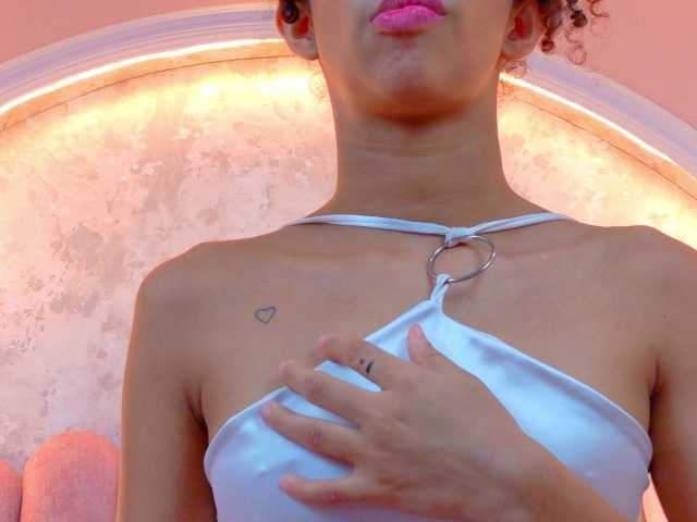  CamileJohnston chat room