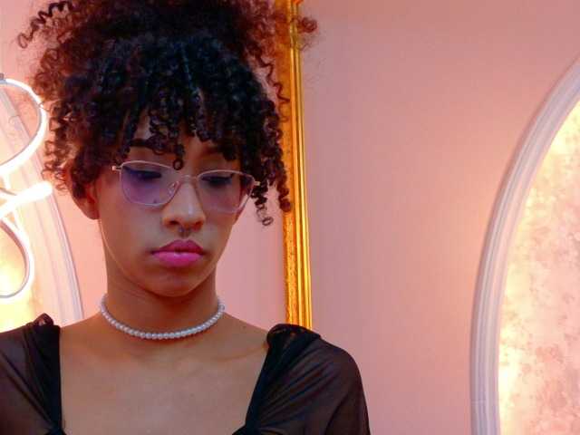  CamileJohnston chat room