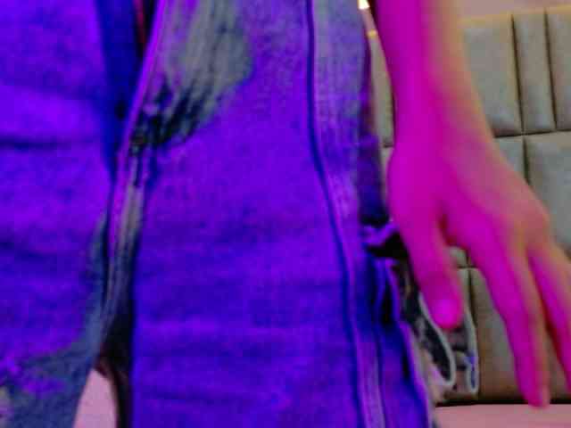 CamileJohnston webcam