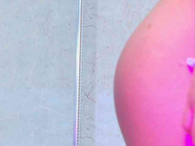 CamileJohnston webcam