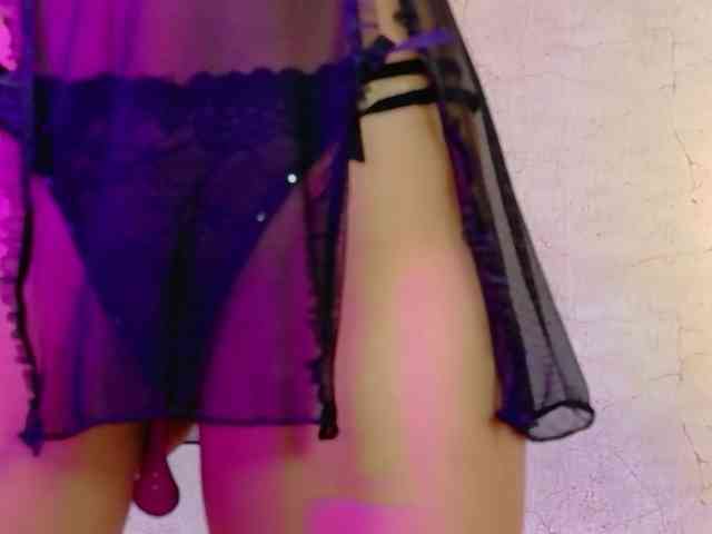 CamileJohnston webcam