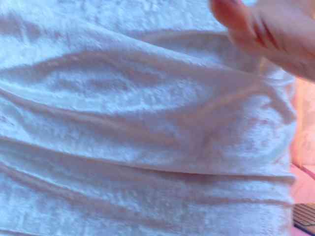 CamileJohnston webcam