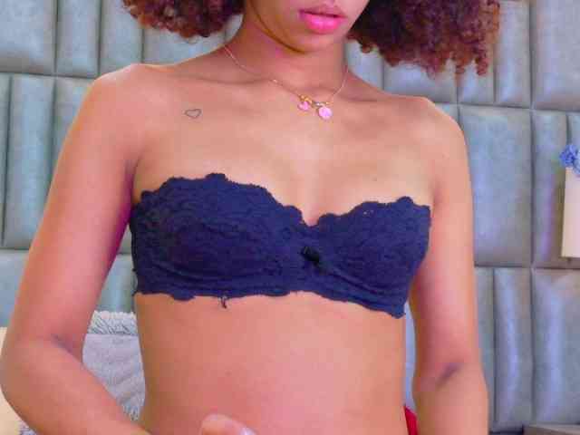 CamileJohnston webcam