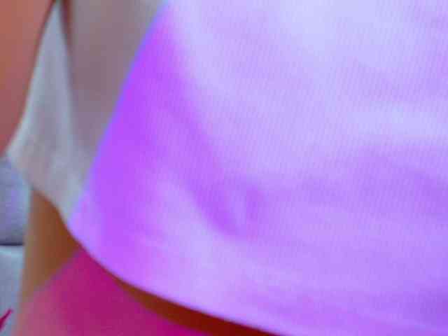 CamileJohnston webcam