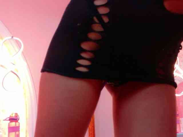 CamileJohnston webcam