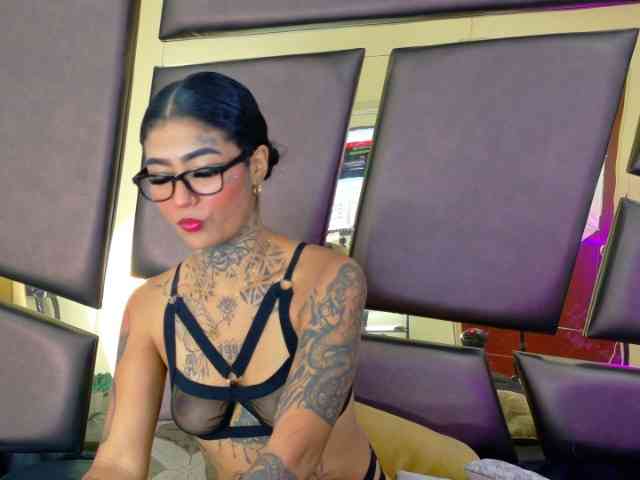 EmilieeLake webcam