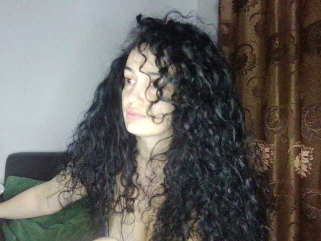 JadeLure's BongaCams show and profile