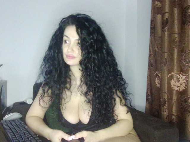 JadeLure's BongaCams show and profile