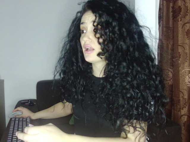 JadeLure's BongaCams show and profile