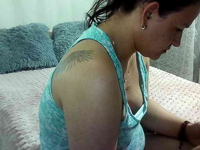Sherezadeangels Live Webcam on BongaCams