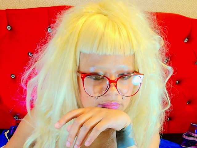 Blackstar011's BongaCams show and profile