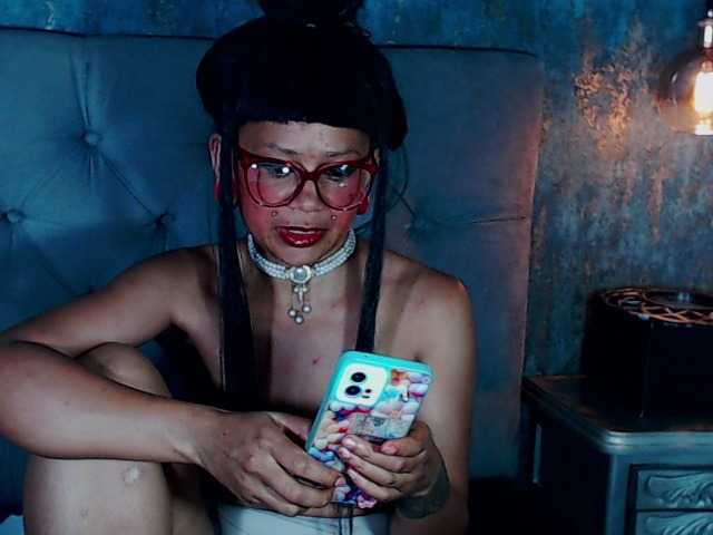 Blackstar011's BongaCams show and profile