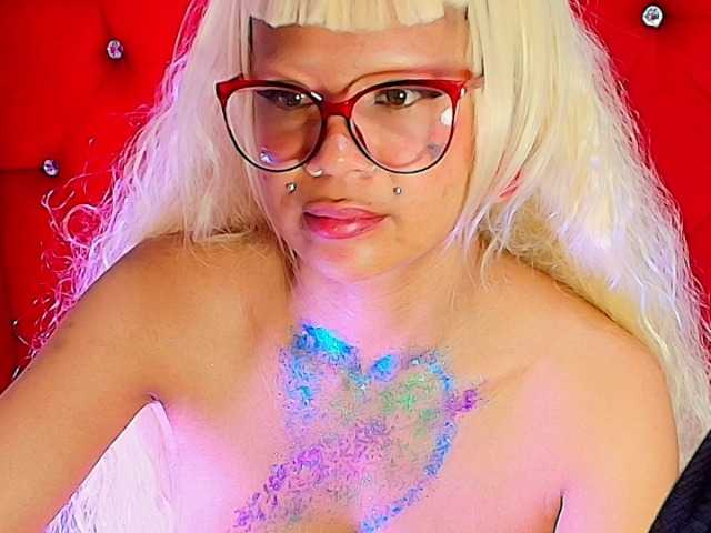 Blackstar011's BongaCams show and profile