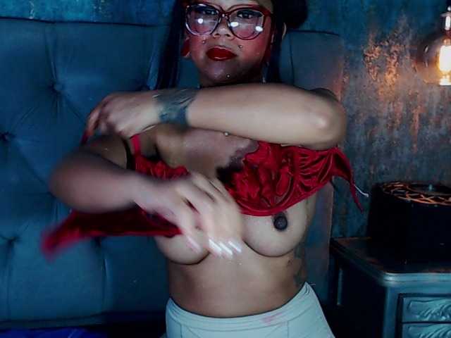 Blackstar011's BongaCams show and profile