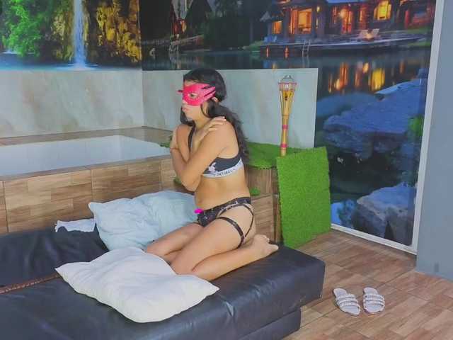 GIRL-SEXY-HOT