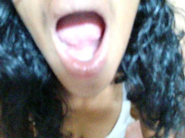 Cathalia3105's BongaCams show and profile