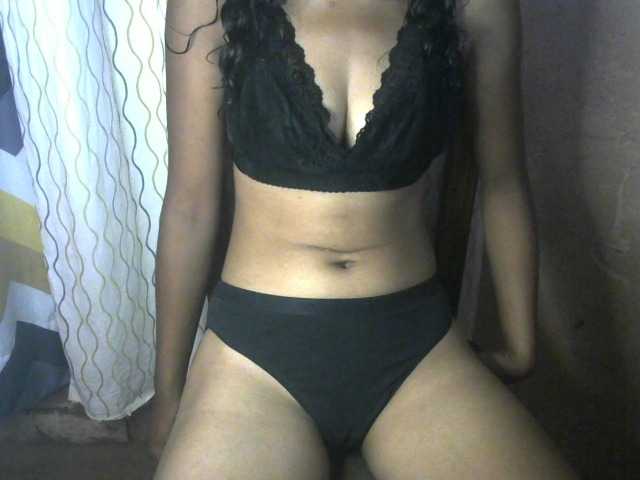 Cathalia3105's BongaCams show and profile