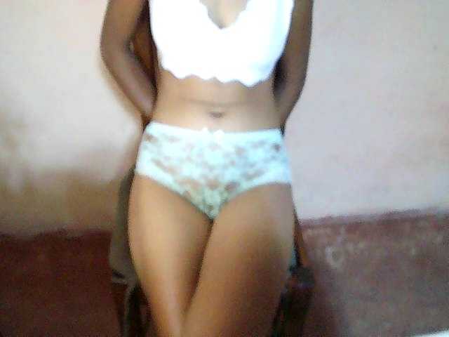 Cathalia3105's BongaCams show and profile