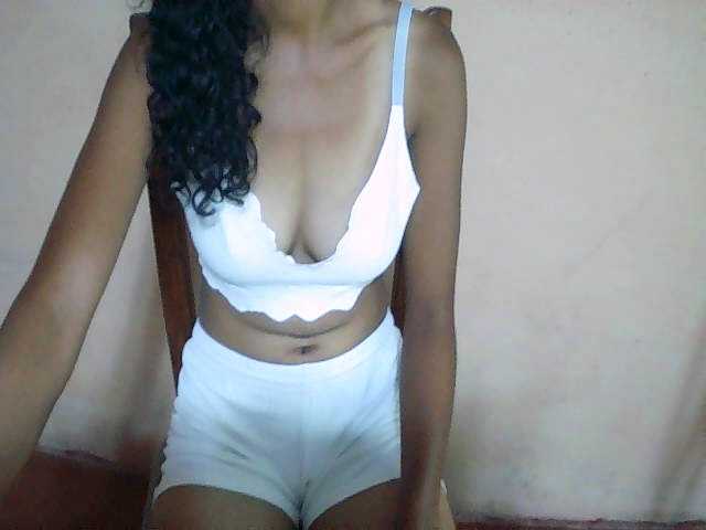 Cathalia3105's BongaCams show and profile