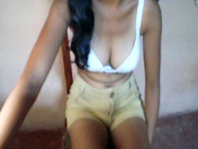 Cathalia3105's BongaCams show and profile