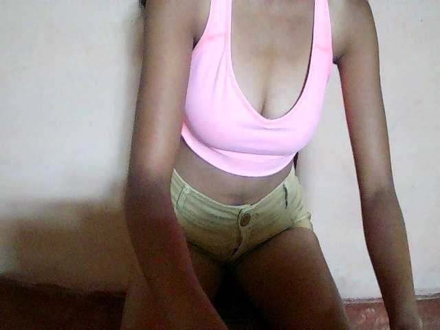 Cathalia3105's BongaCams show and profile