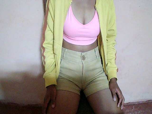 Cathalia3105's BongaCams show and profile