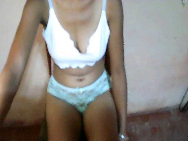 Cathalia3105's BongaCams show and profile