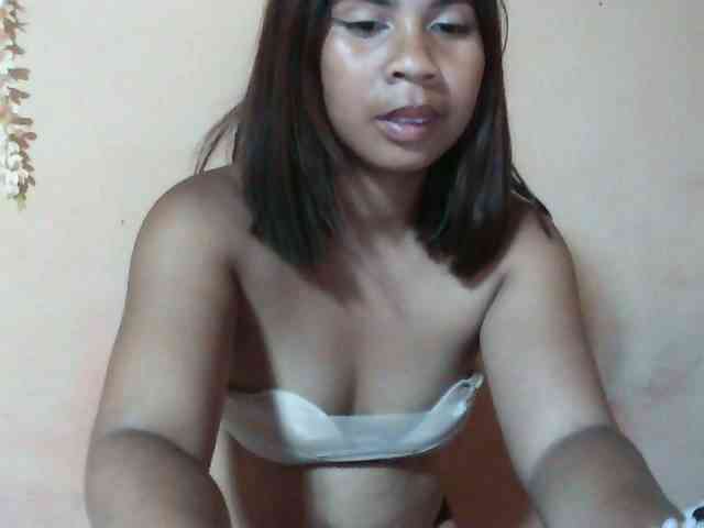 Cathalia3105 webcam