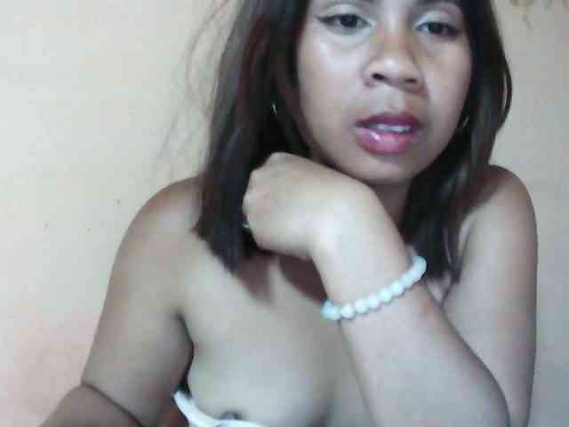 Cathalia3105 webcam