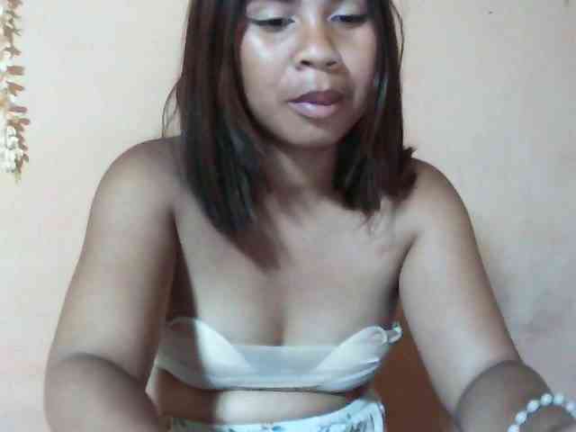 Cathalia3105 webcam