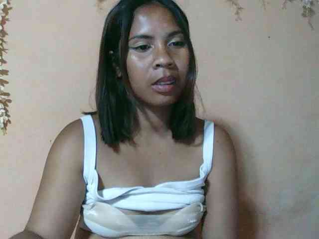 Cathalia3105 webcam