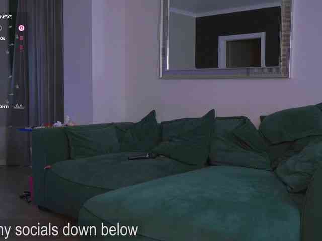 live nude chat room Karoline-Neuer