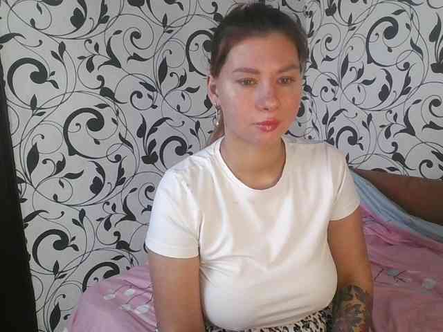 YourEmilie webcam