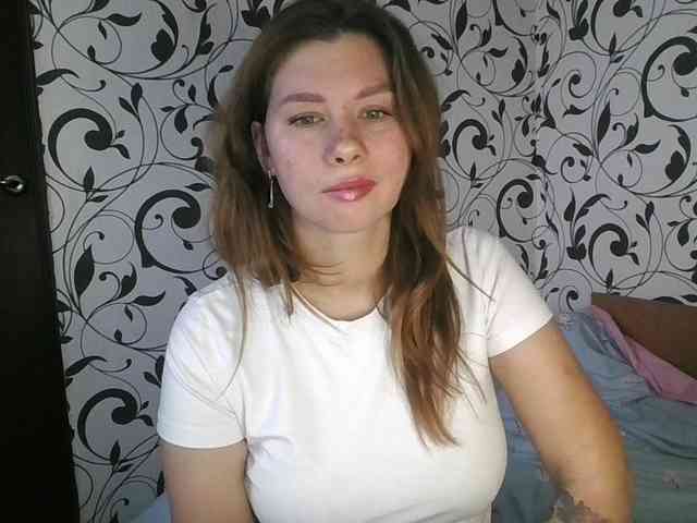 YourEmilie webcam
