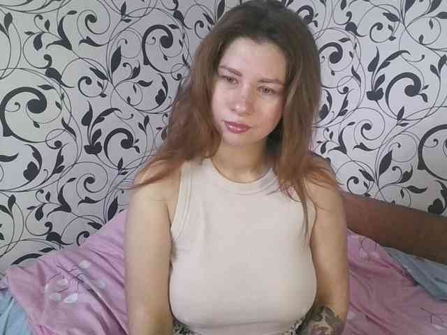 YourEmilie webcam