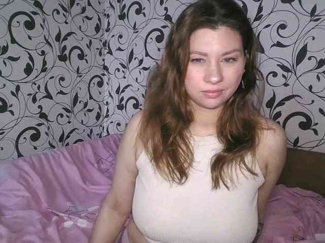 chat with cam YourEmilie